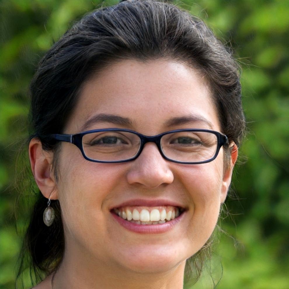 Sarah Klein, Risikomanagement-Spezialistin